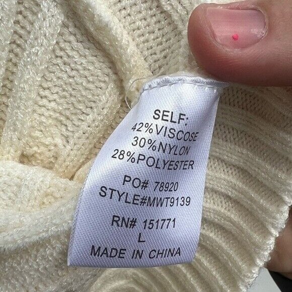 NWOT off white cable knit cropped Crewneck long sleeve sweater - Picture 9 of 12